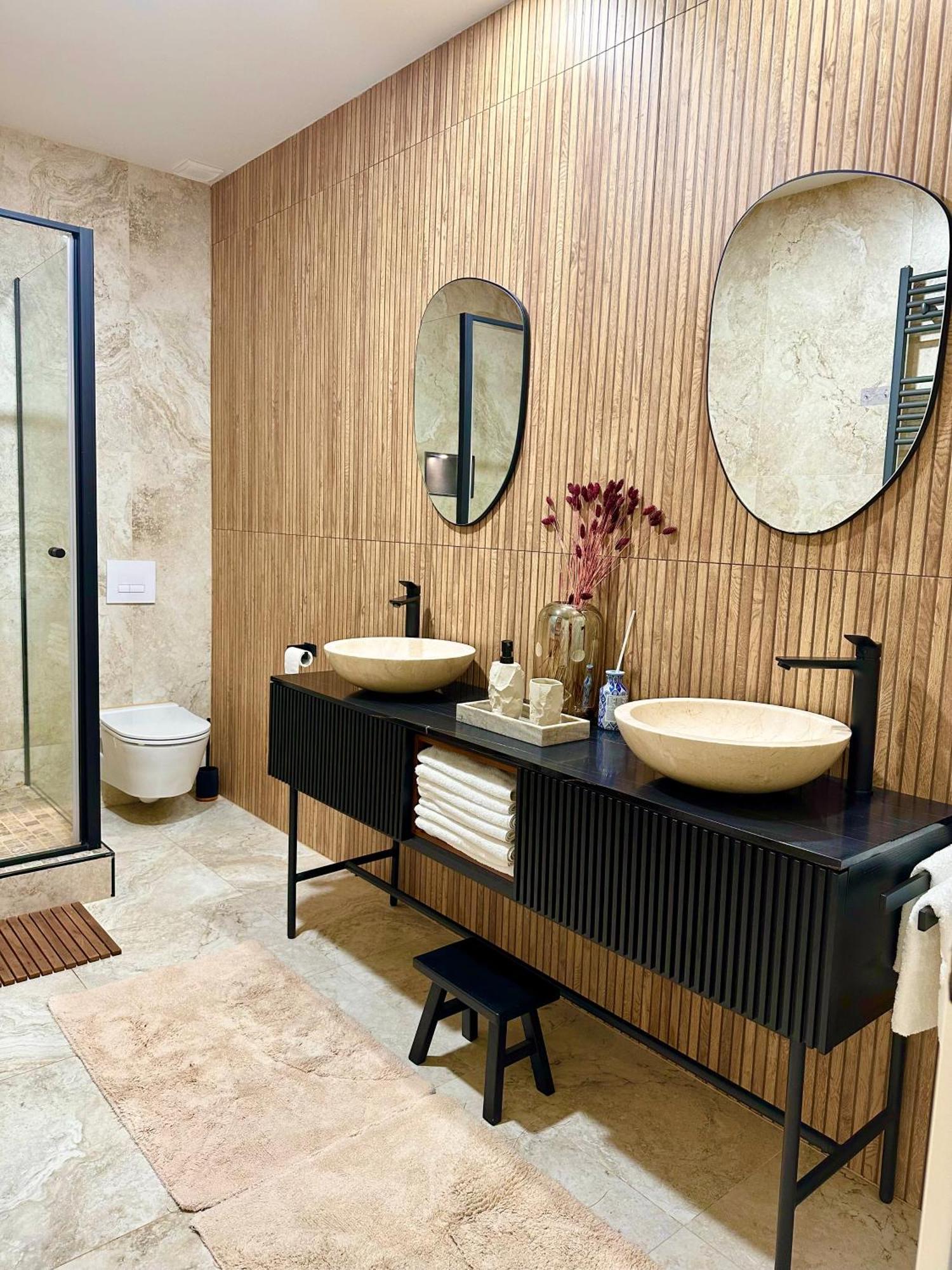 Sanierte 5 Zimmer Luxus Standard Apartment Auf 350Qm هامبورغ المظهر الخارجي الصورة